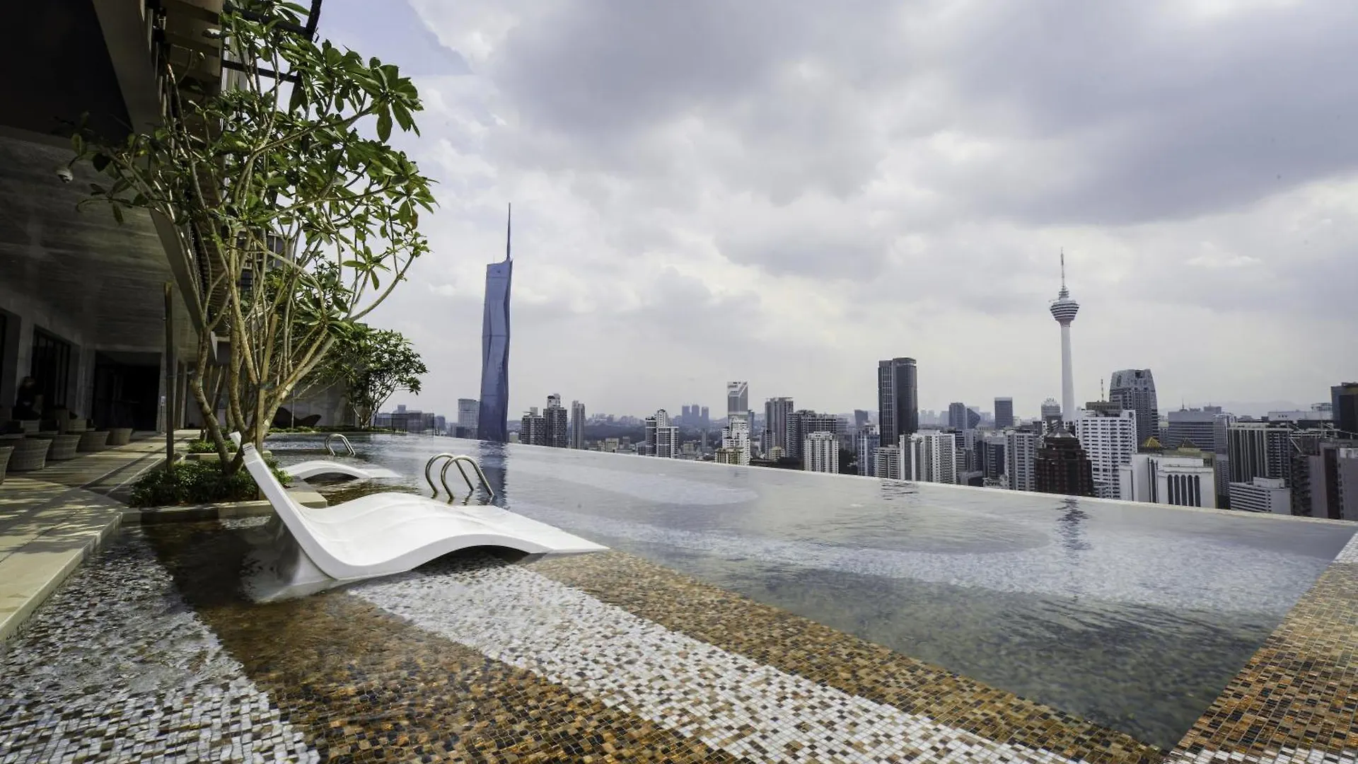 Sleeping Lion Suites Kuala Lumpur